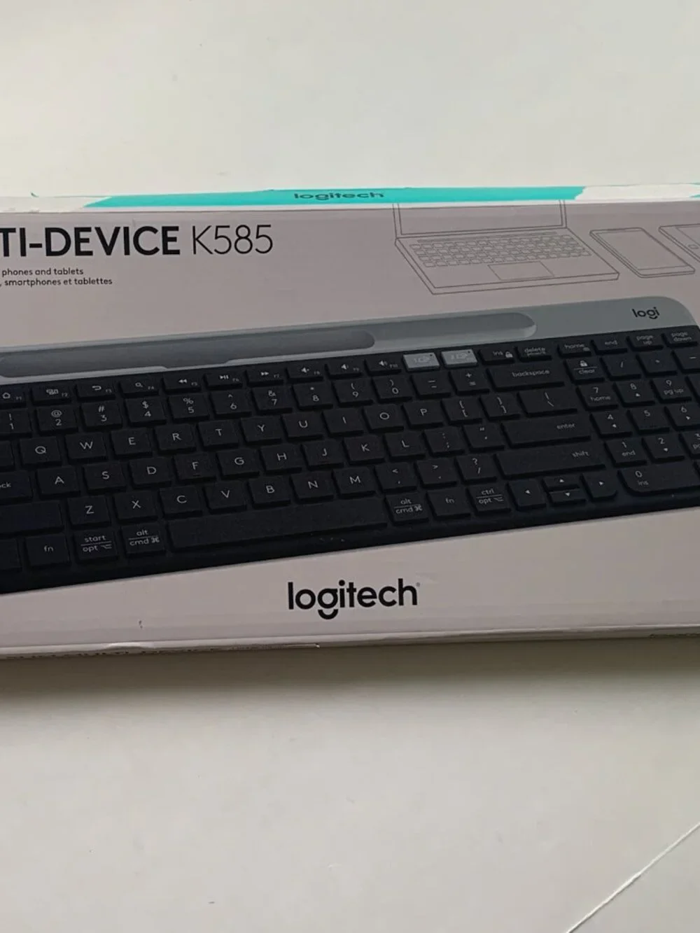 Logitech K585 Slim Wireless USB Unifying Receiver & Bluetooth Keyboard Graphite